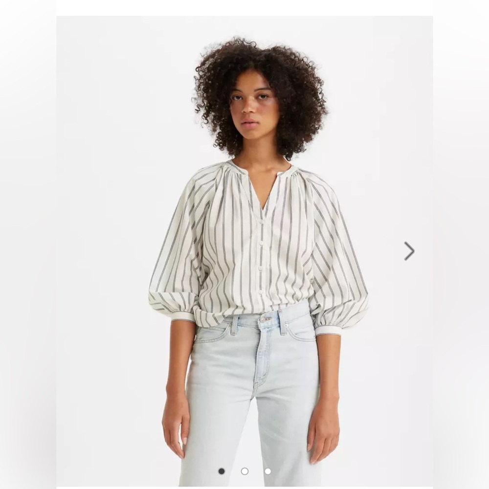NWT Levi's Lainey Blouseโ in Rayanne Stripe -Black and White, Small